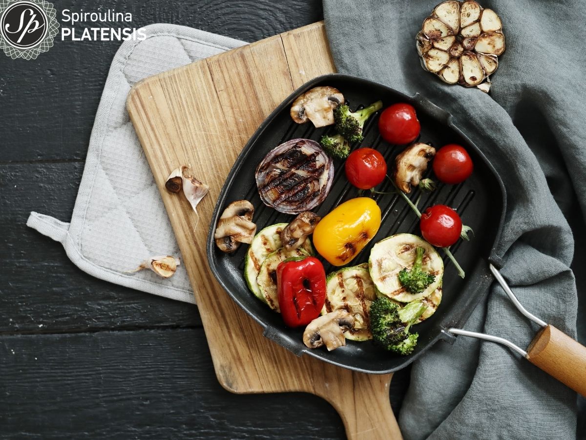 Ψητά λαχανικά σε τηγάνι