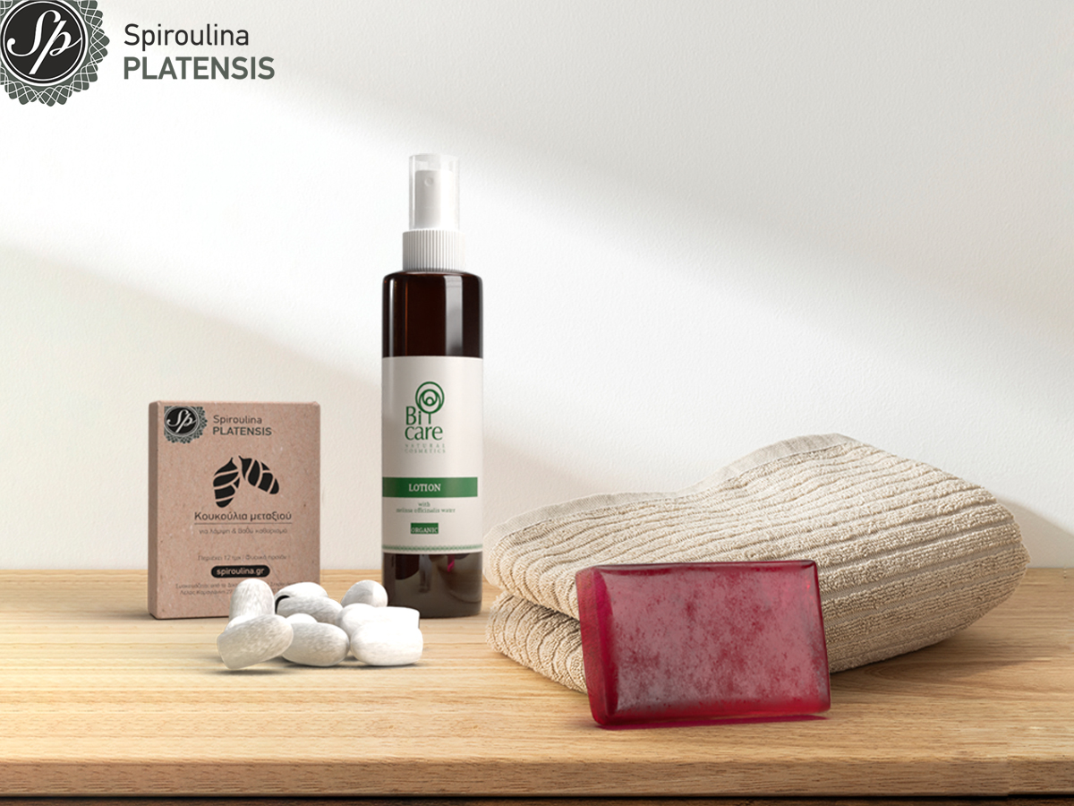 Κουκούλια μεταξιού, τονωτική λοσιόν, σαπούνι ελαιόλαδου με τριαντάφυλλο από τη Spiroulina PLATENSIS